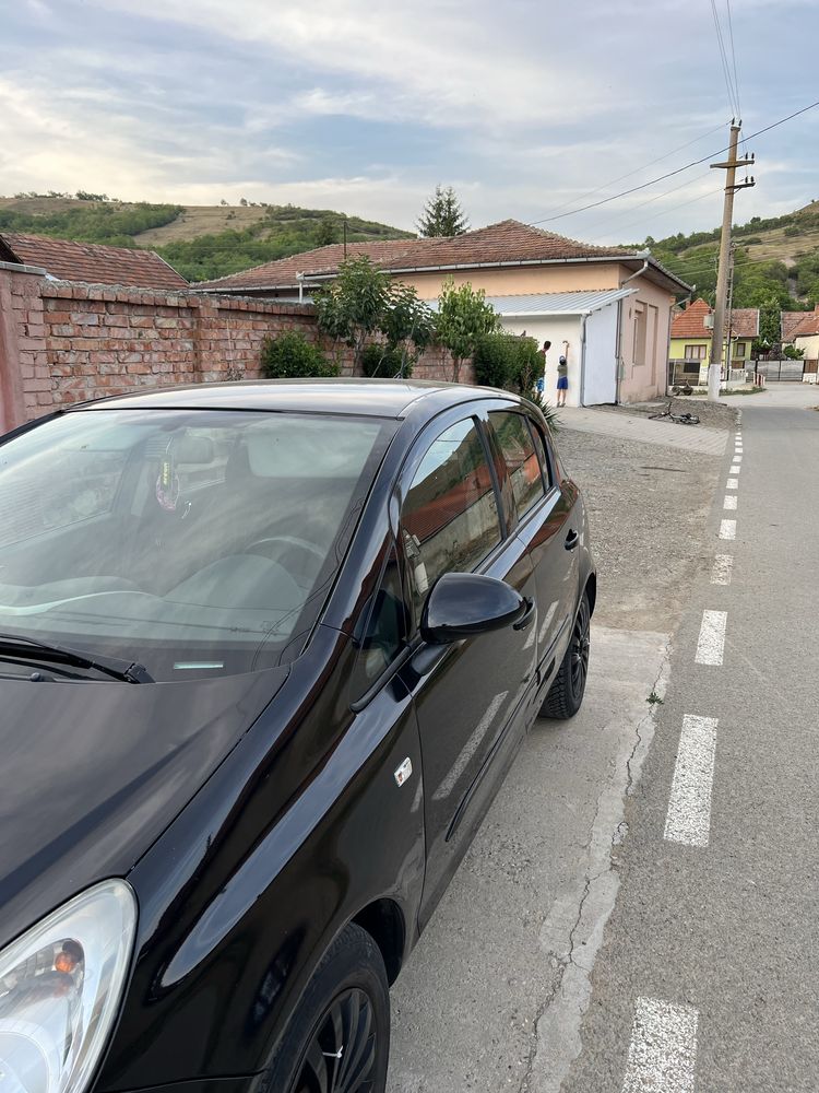 Opel corsa D Hatchback