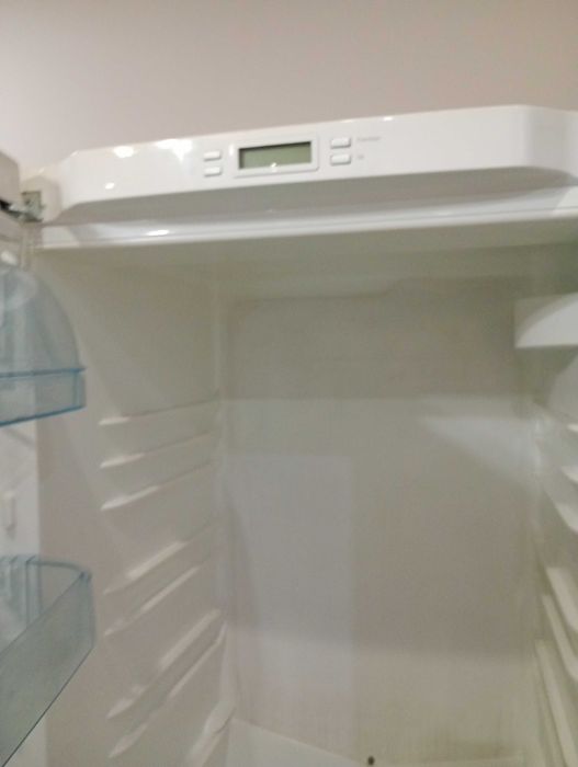 Хладилник Електролукс на части
