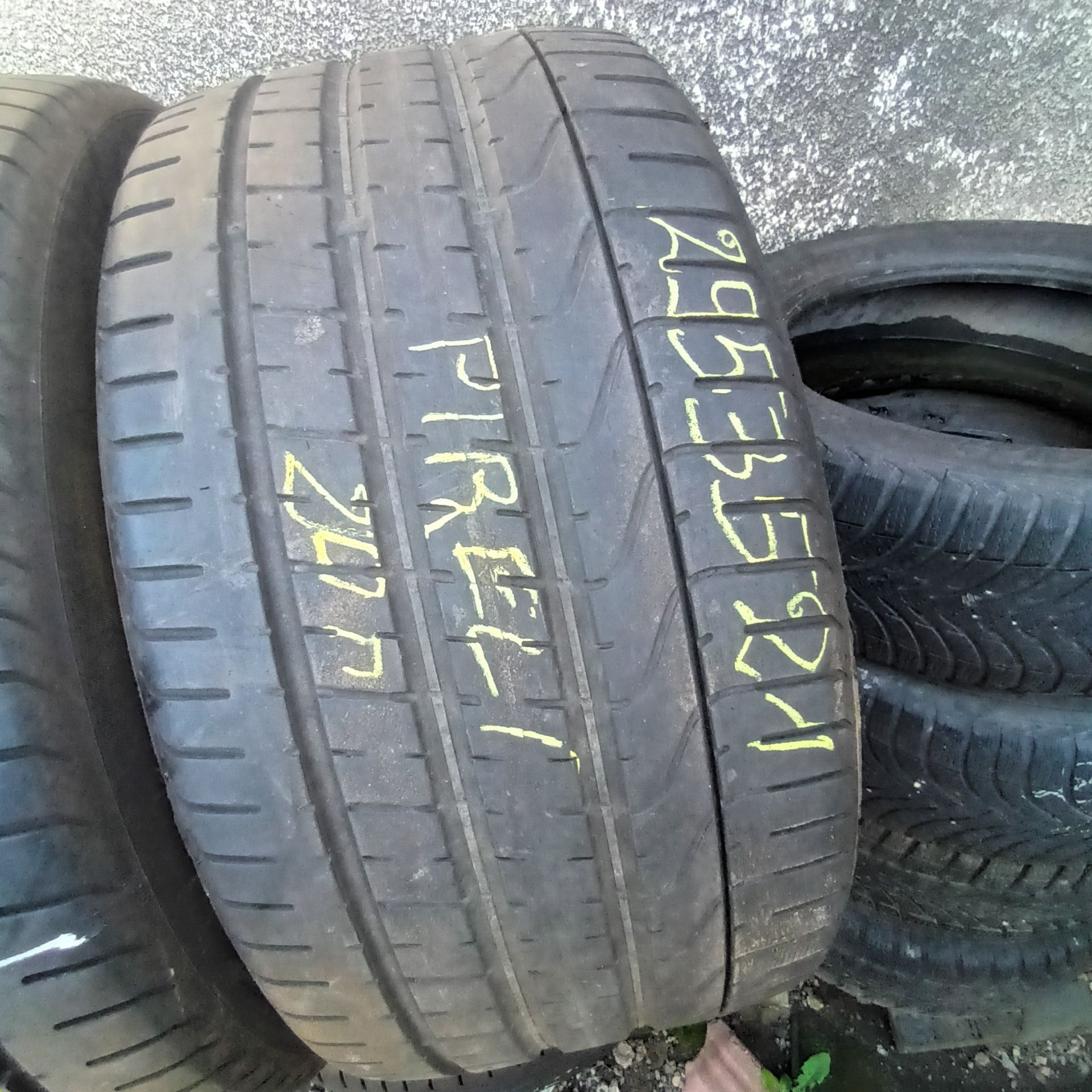 295 35 21 PIRELLI 2бр летни дот 2020г