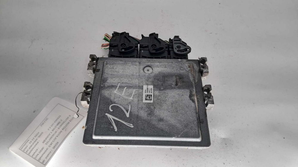 calculator motor ECU Renault Megane 3 cod 237100307R / S180067106 A