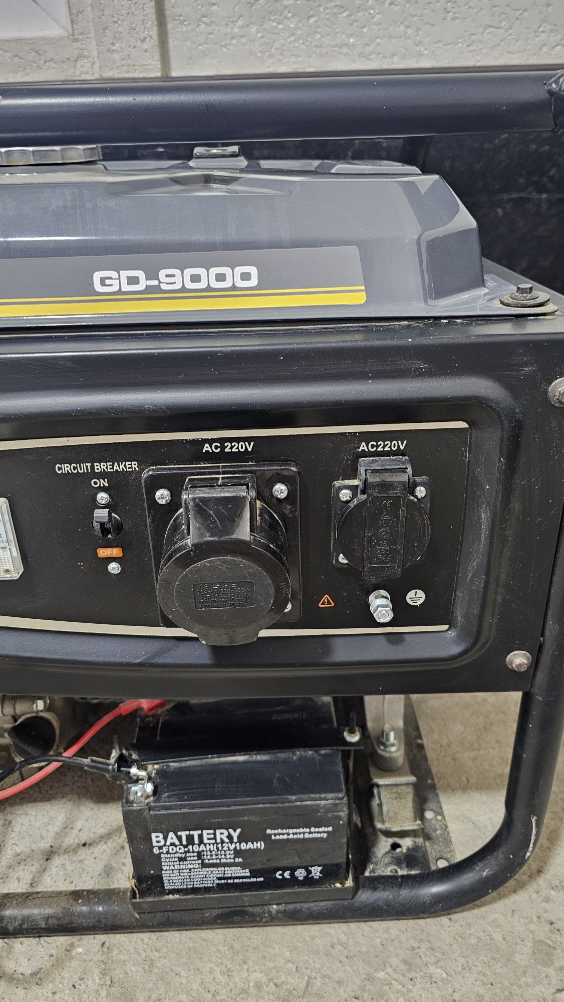 9 kw li  generator sotiladi