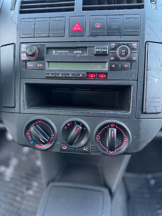 Vând vw polo An 2005