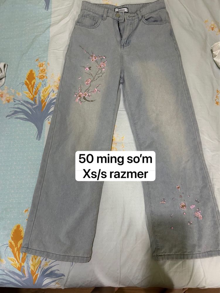B/U kiyimlar sotiladi