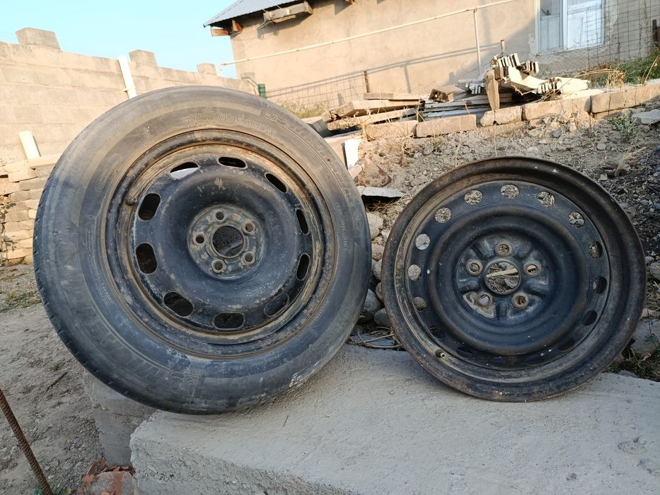 Железные диски от Авенсиса
