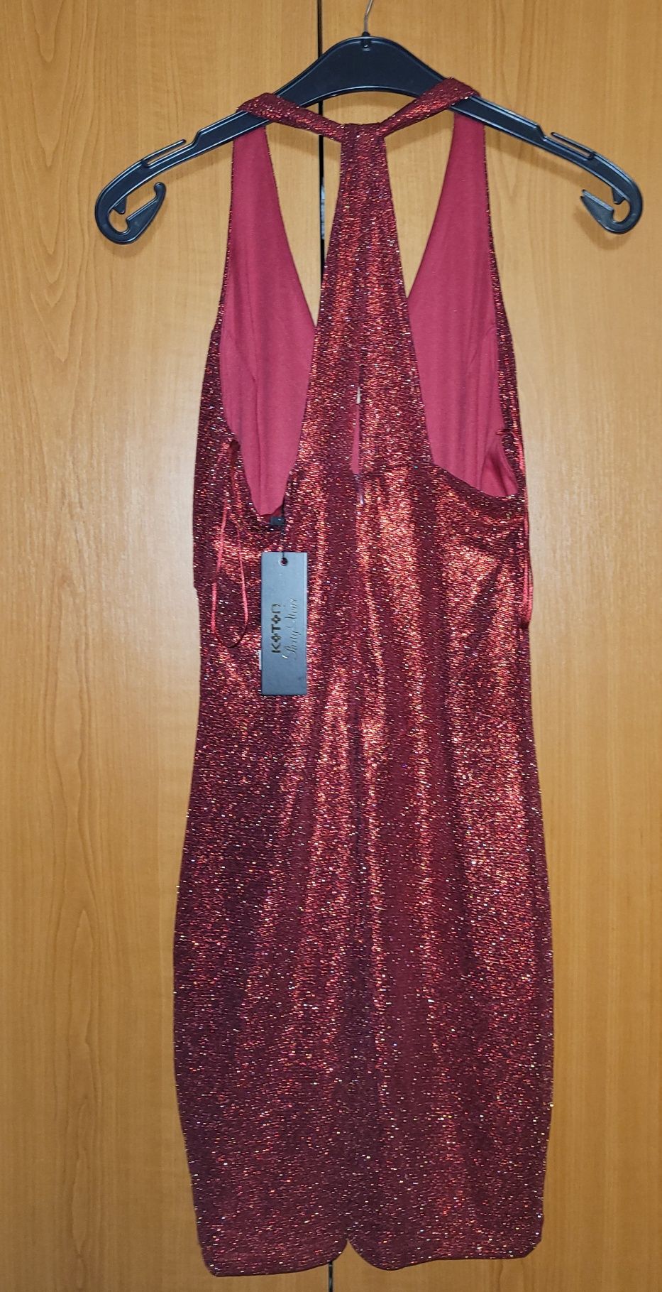 Rochie roșie cu sclipici Koton mărimea M
