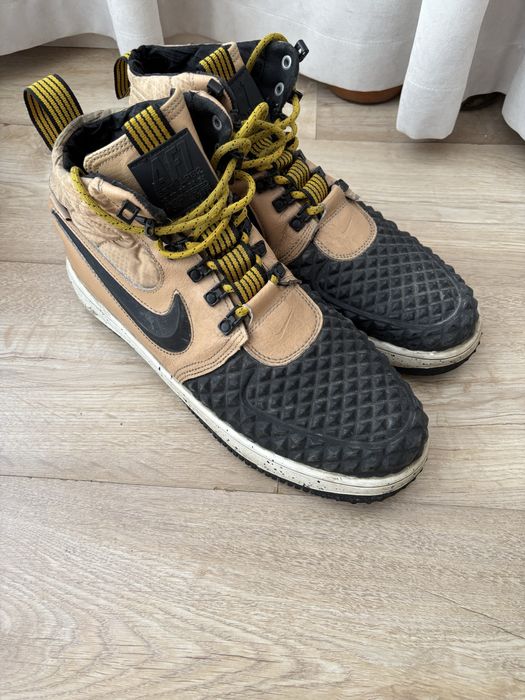 Кросовки на зиму Nike