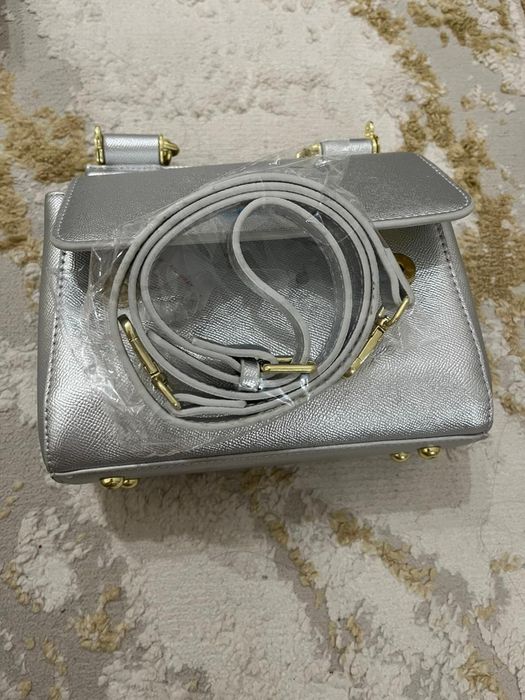 Продам сумочку новую