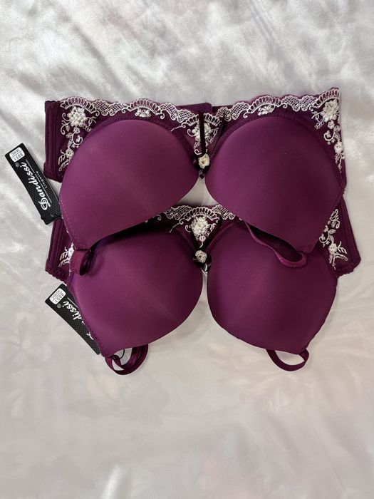 Бюстгальтер.