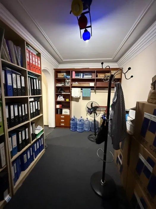 Метро Дружба народов 3 комнаты 80м² без мебели 200м от дороги