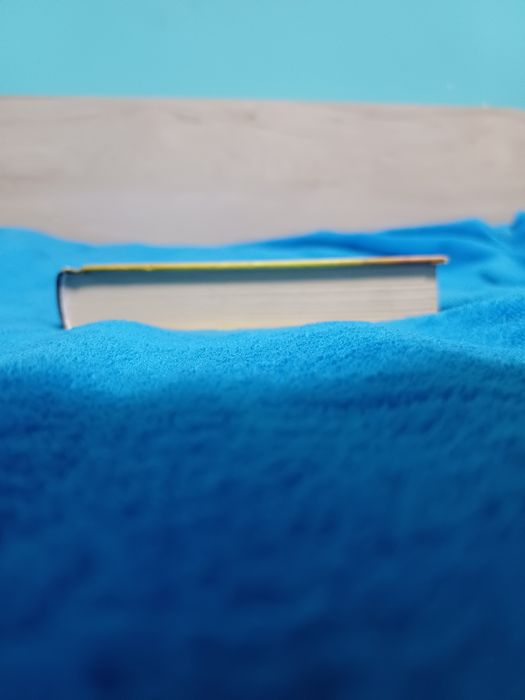 Книга на "Хари Потър и прокълнатите дете"