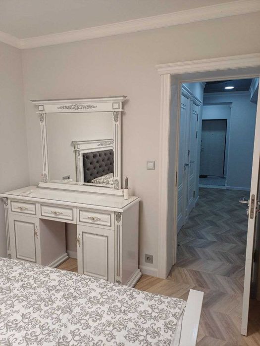 Продам свою 3х квартиру на 2-этаже. Метро Космонавты.