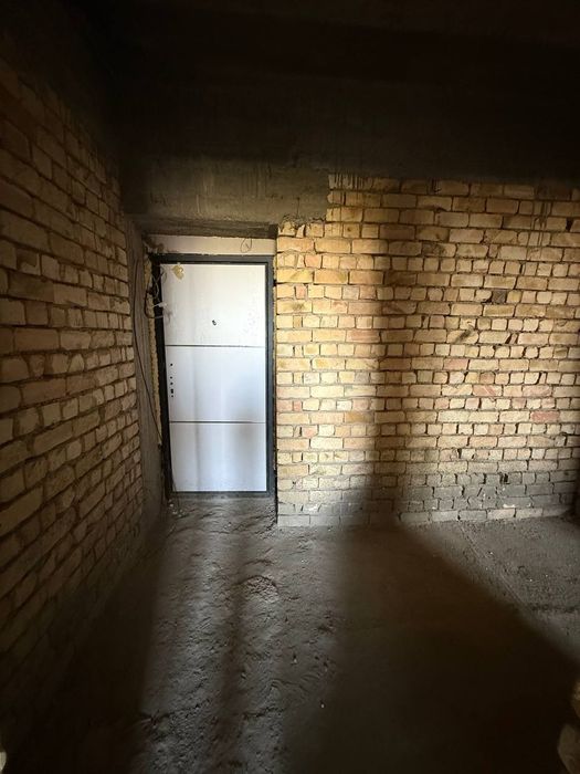 Продаётся Коробка 39м2 2х комнатная новостройка на 2-этаж Адрес Вокзал
