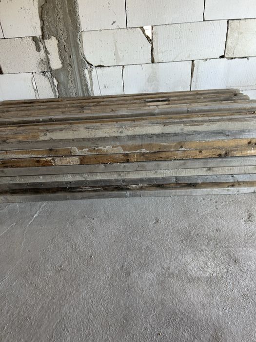 Cherestea de vinzare