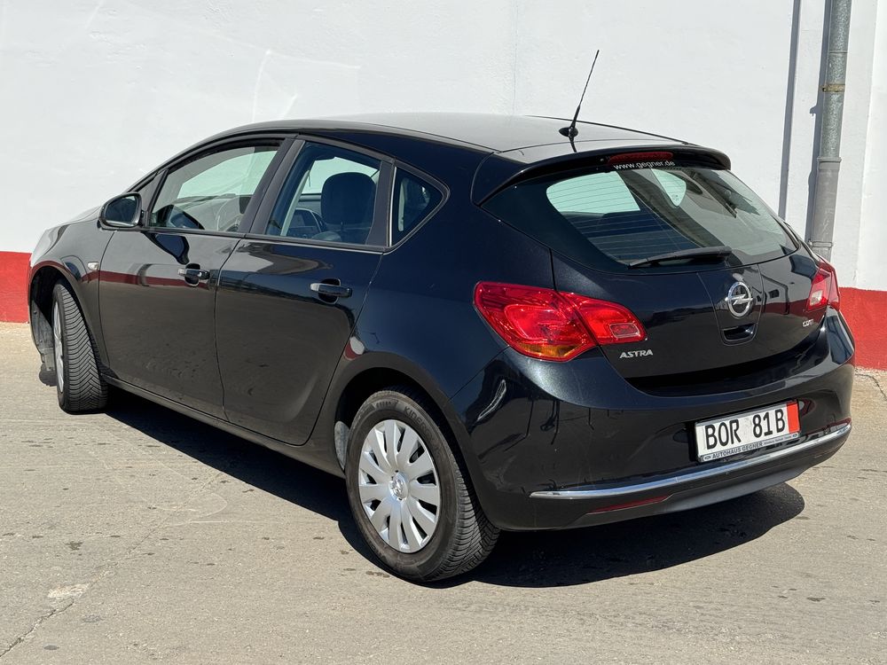 Opel astra j  an 2015 euro 6