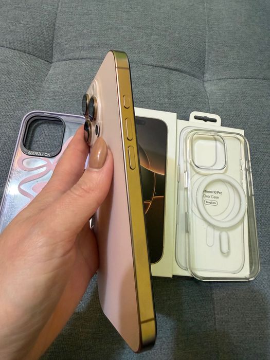 iPhone 16 pro 256 GB Desert Titanium