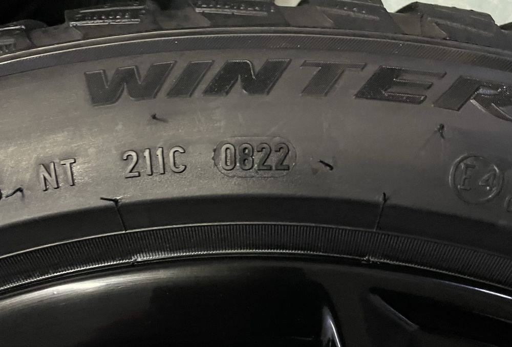 Set jante aliaj R17 VW Golf Passat Jetta 205/50/17 Pirelli iarna