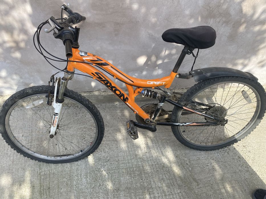 Bicicleta Saxon,buna.