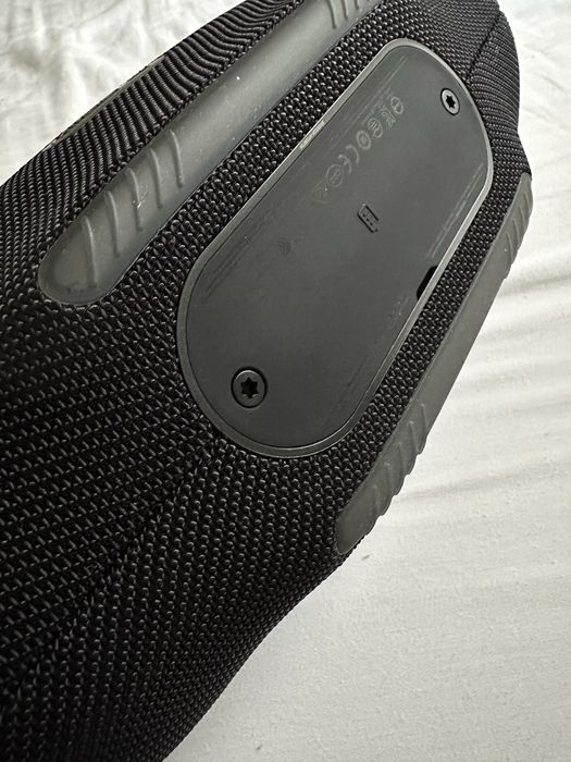 Jbl Xtreme 4 nouă fara cutie 900 lei fix!