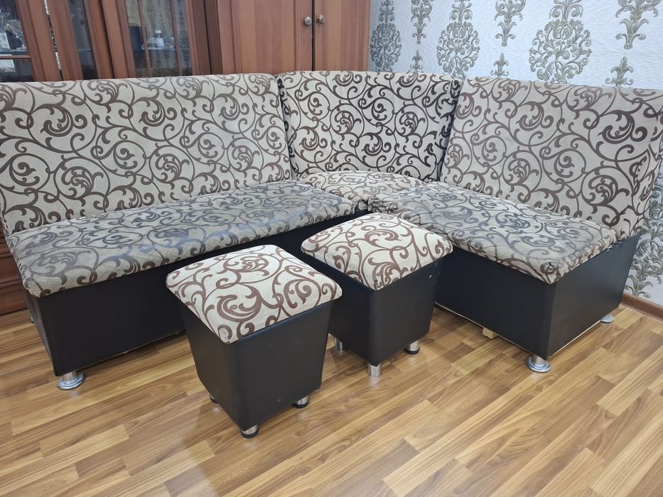 Продается Уголок б.у