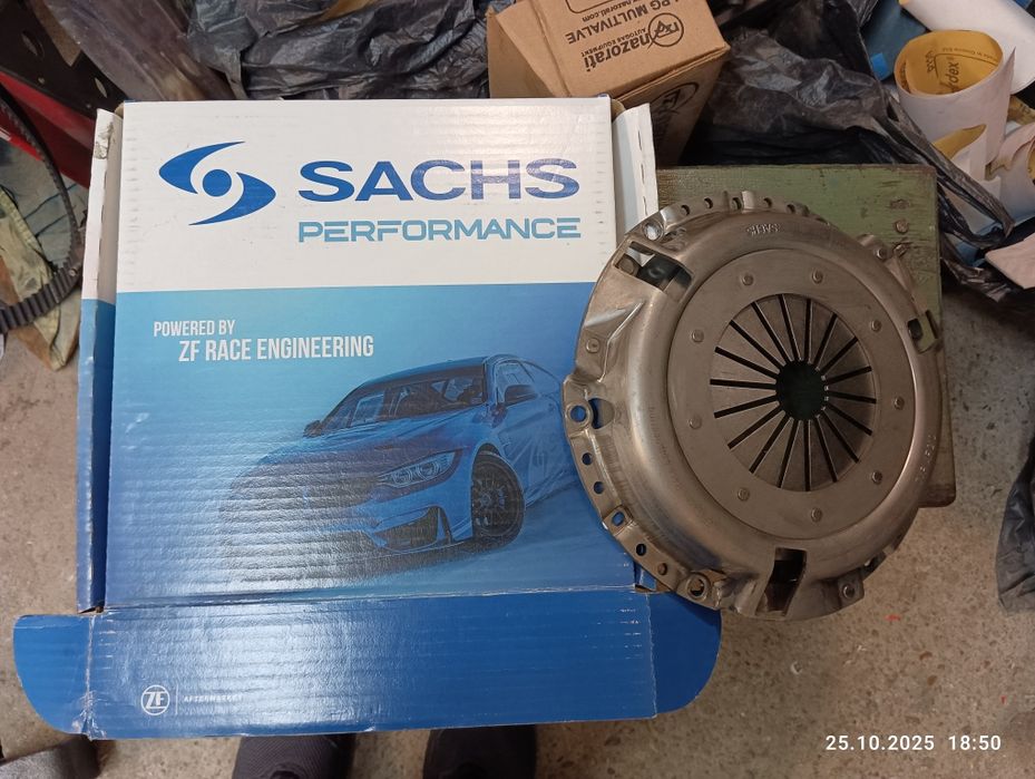Усилен притискател Sachs Performance ZF Race Engineering за Рено