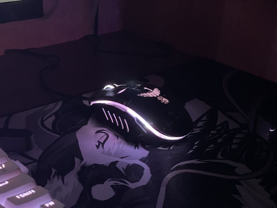 Продам игровую мышку BLOODY p85s