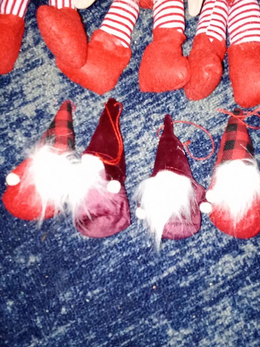 Коледни украси за базари