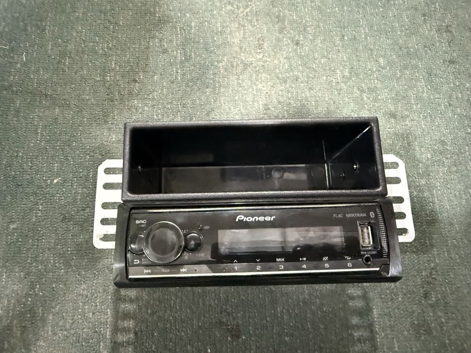 Pioneer  520  BT