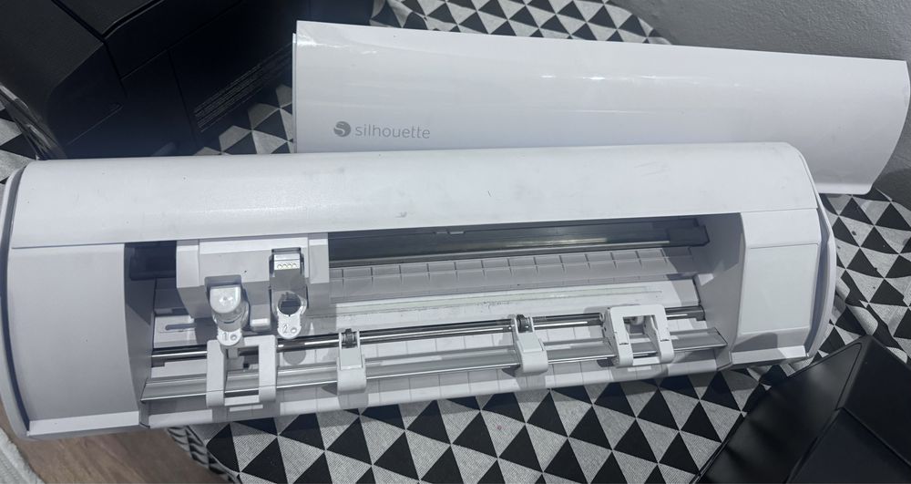 Плоттер silhouette cameo 5