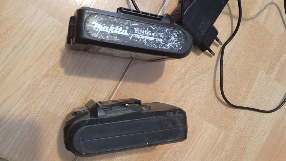 Bormasina Makita, 2 acumulatori 18V-2Ah Li-ion+incarcator, Japonia