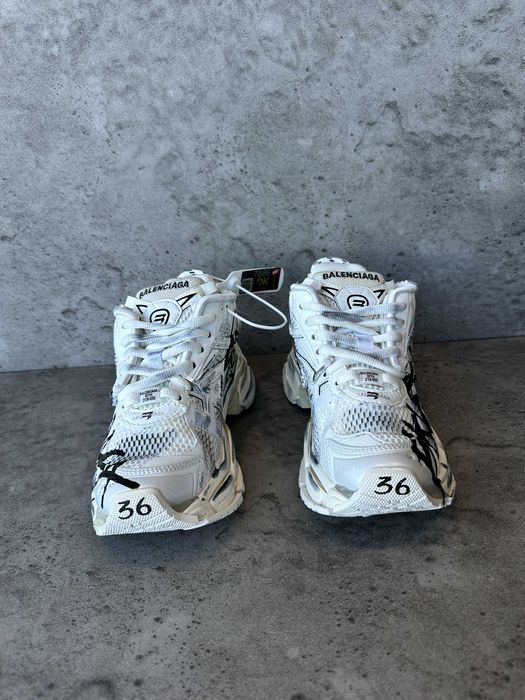 Обувки BALENCIAGA Runner Unisex