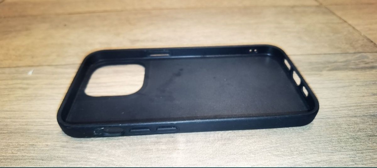 Husa silicon Adidas originală pentru IPhone 11