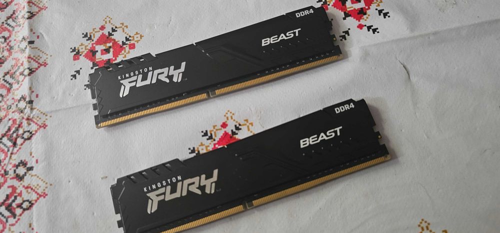 Memorie pc Kingston fury beast ddr4 2400 16gb