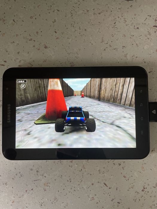 Таблет самсунг GT-P1000