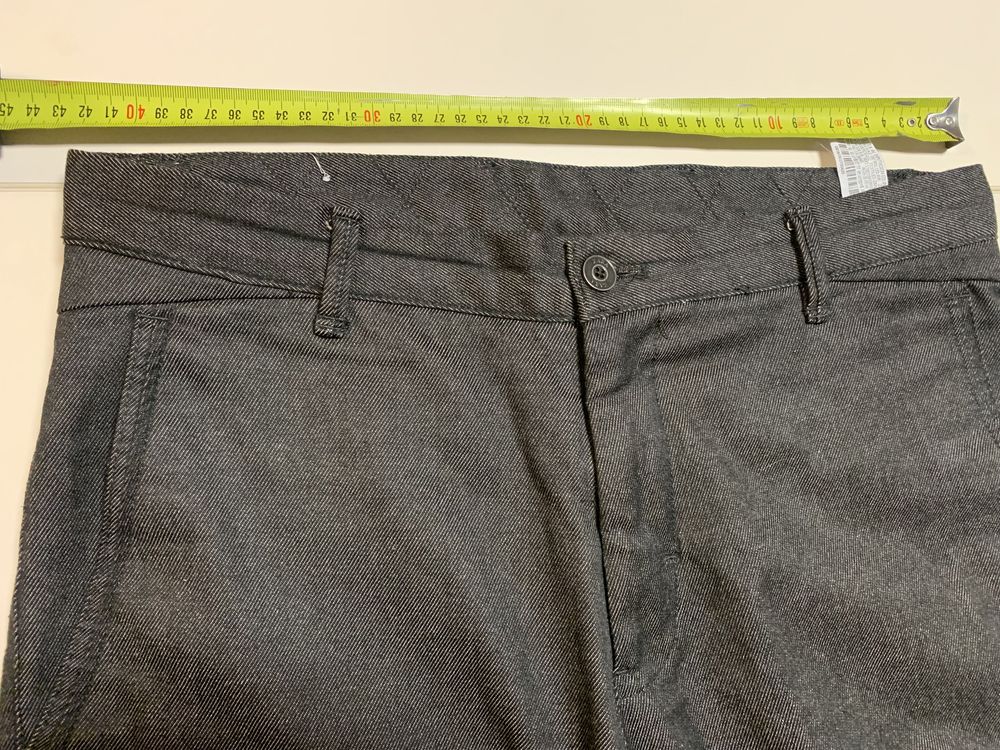 Pantaloni Zara - size 42