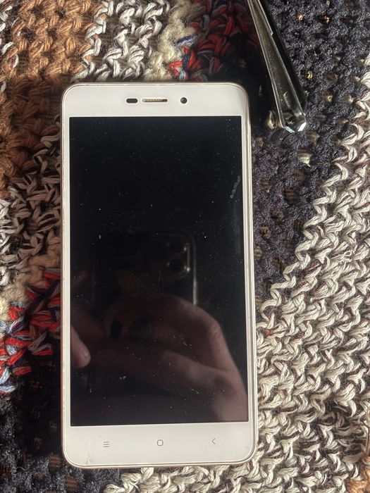 Пролам телефон и все что на фото