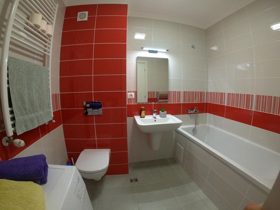 Închirieze apartament cu terasa și vedere la munte