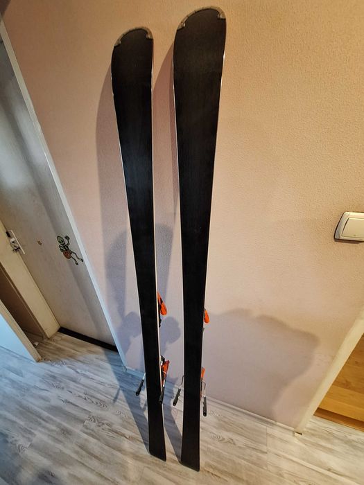 Ски Atomic Redster G7, 182 см и щеки 130 см.