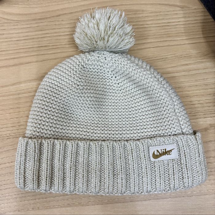 Дамска шапка Nike