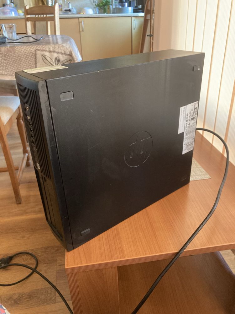 Компютър  HP с windiws 10