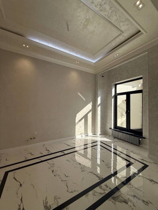 срочно продается Евродом циалковиский 2-соток 3-уровень 6-комнат 4-сан