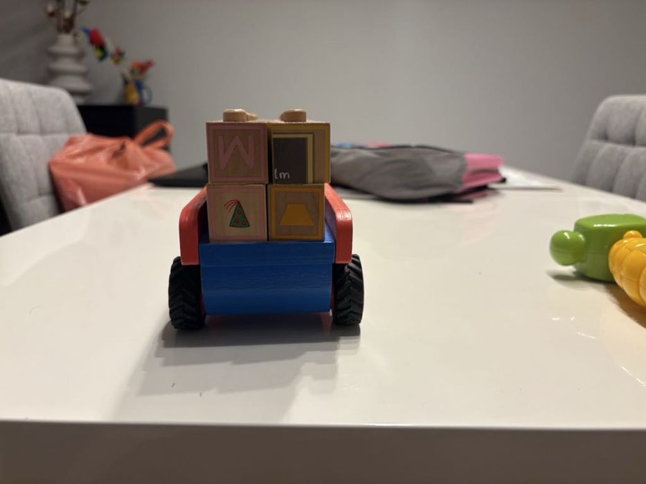 Camion cu remorcă Peppa Pig