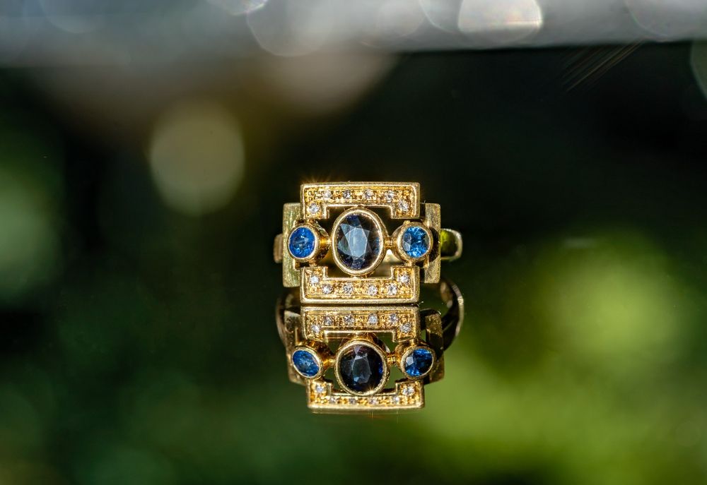 inel vechi aur 18k diamante safire