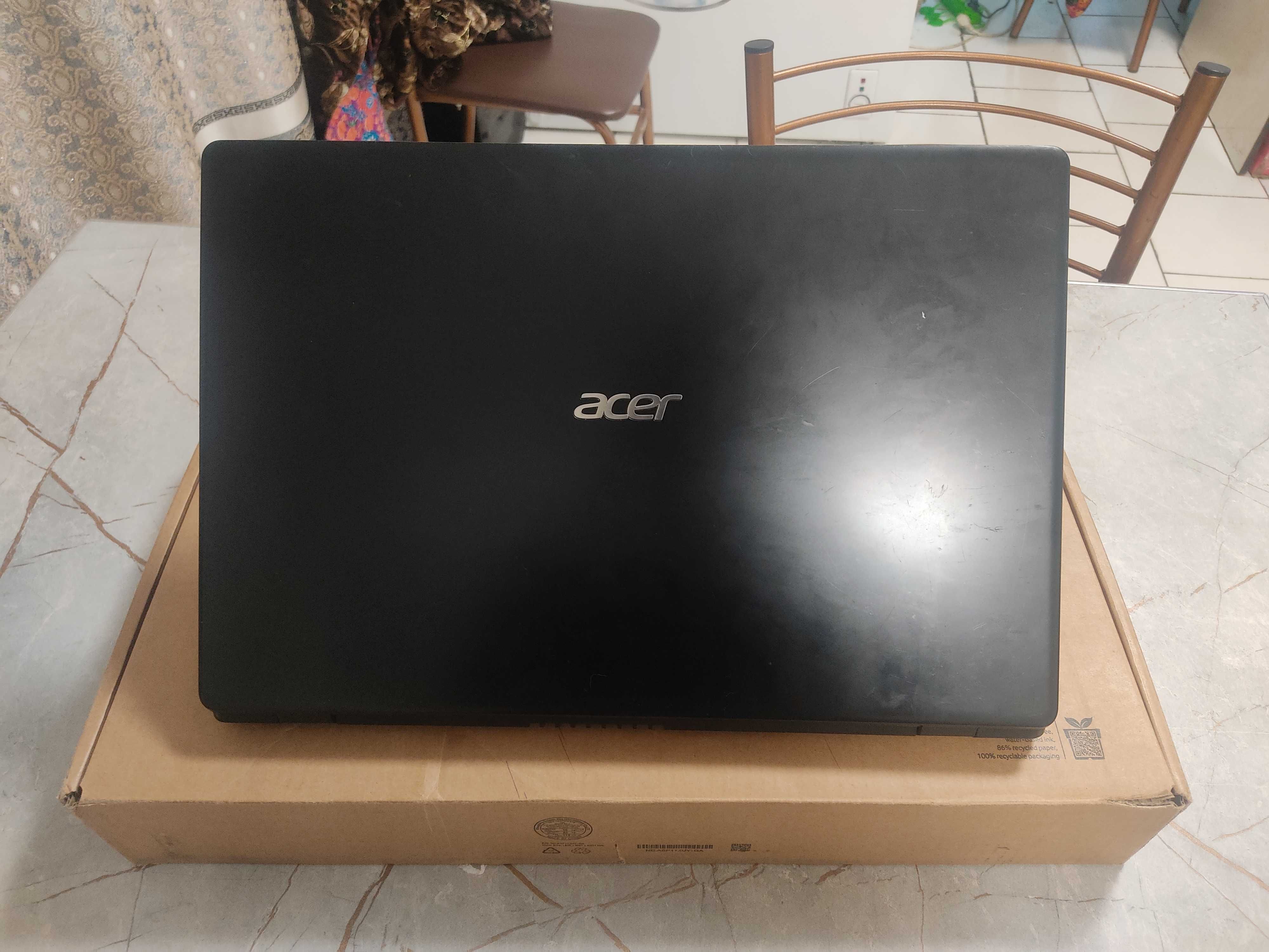 Acer noutbook i3