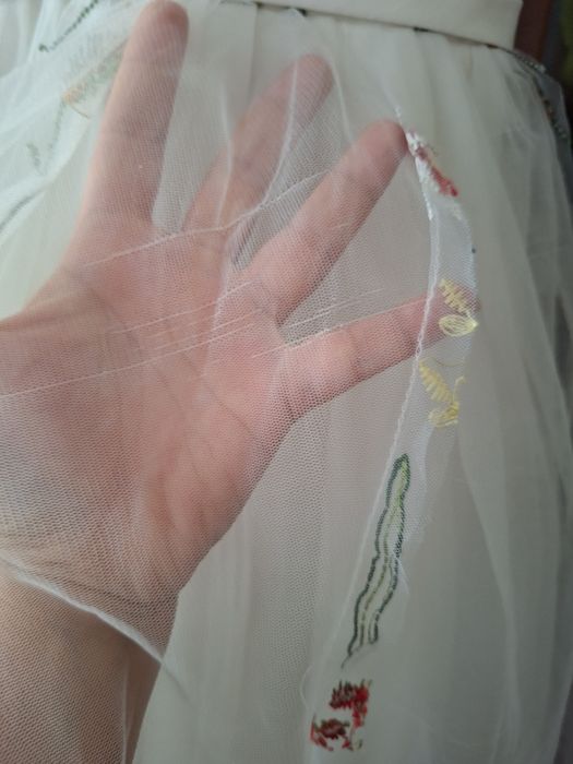 Рокля за повод или сватба