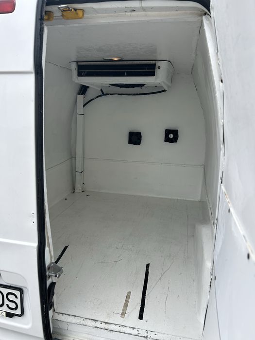 Vand Ford Transit Connect 1.8 tdci /frigorific/in stare perfecta