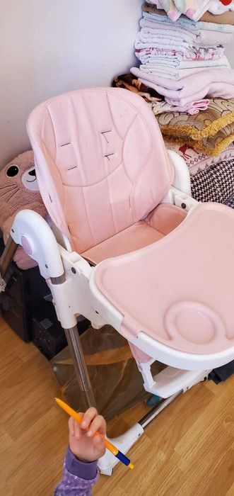 Scaun de hrănire multifuncțional - roz Little ONE