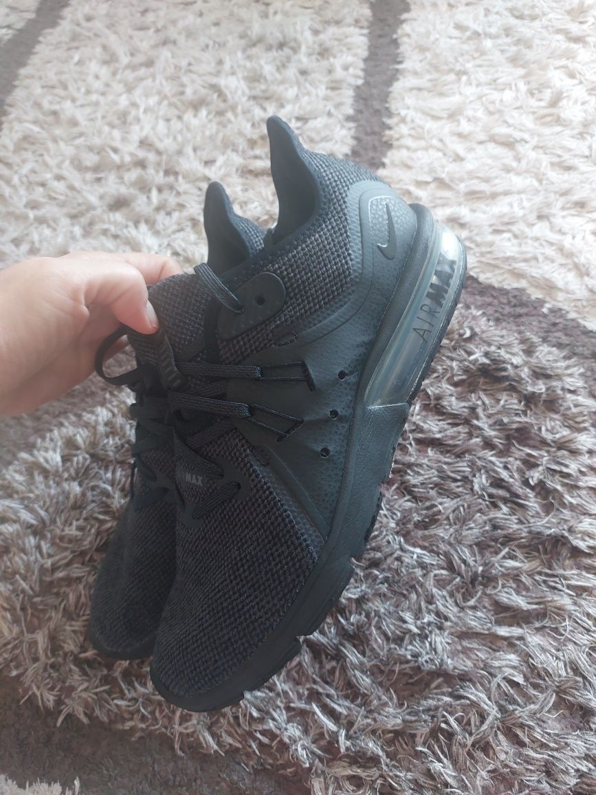 Маратонки nike air max