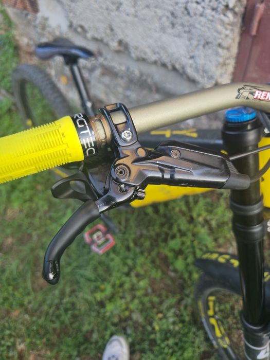 Продавам YT Tues 2019