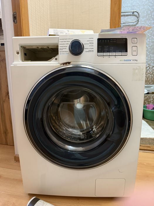 Продам стиральную машину