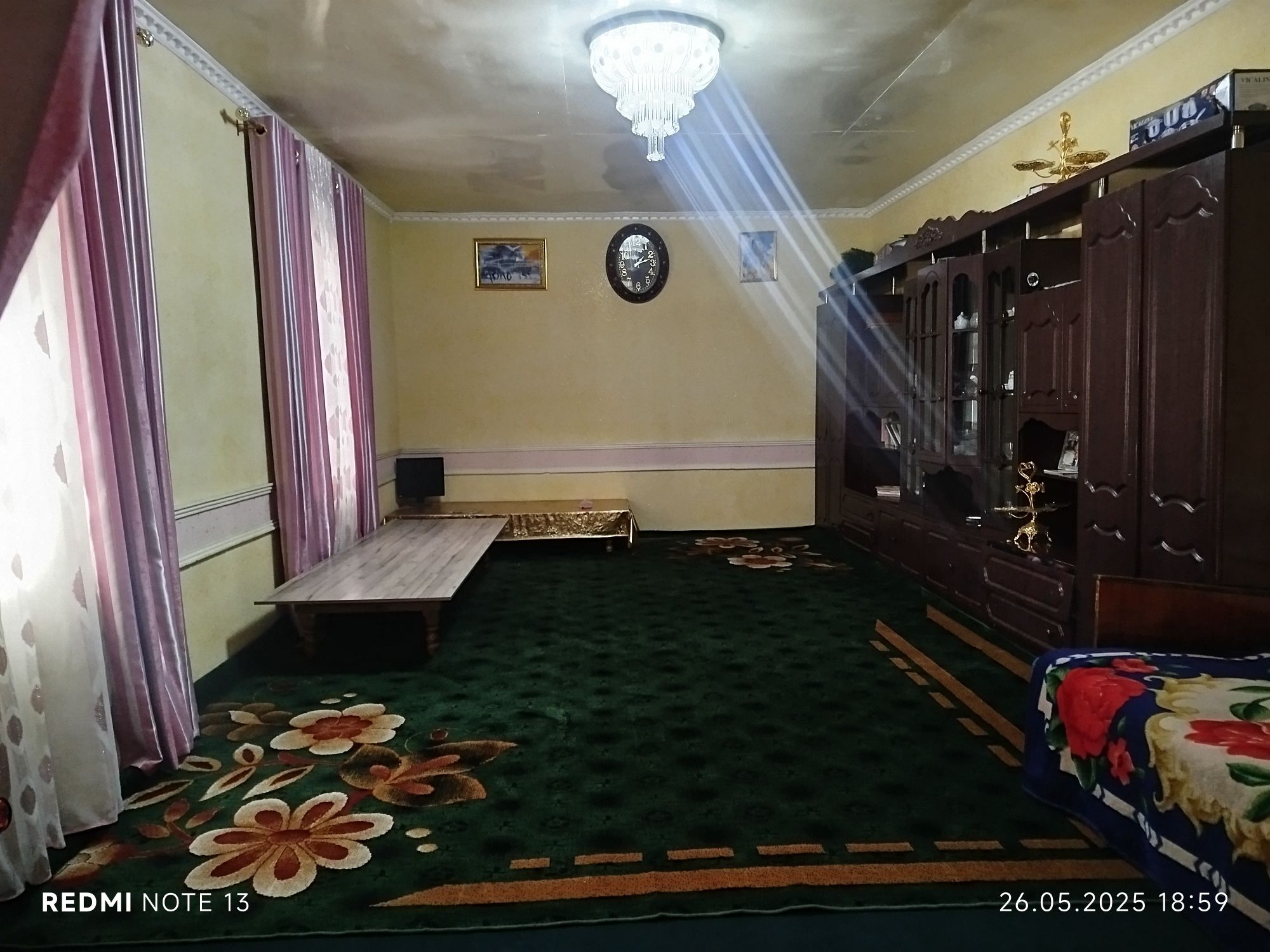Ховли сотилади эски шахар